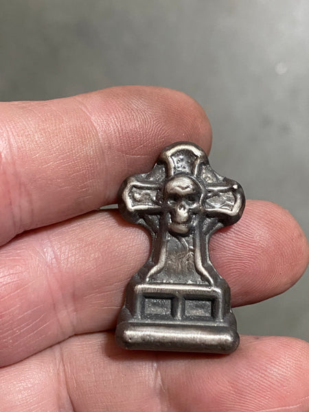 The Pirates 1oz Tombstone .999 fine silver free standing