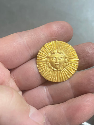 1/2oz 24kt gold Sungoddess